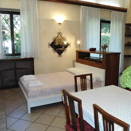 Oasi Tra Laghi & Monti Apartament