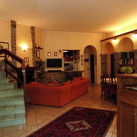 Oasi Tra Laghi & Monti Apartament *